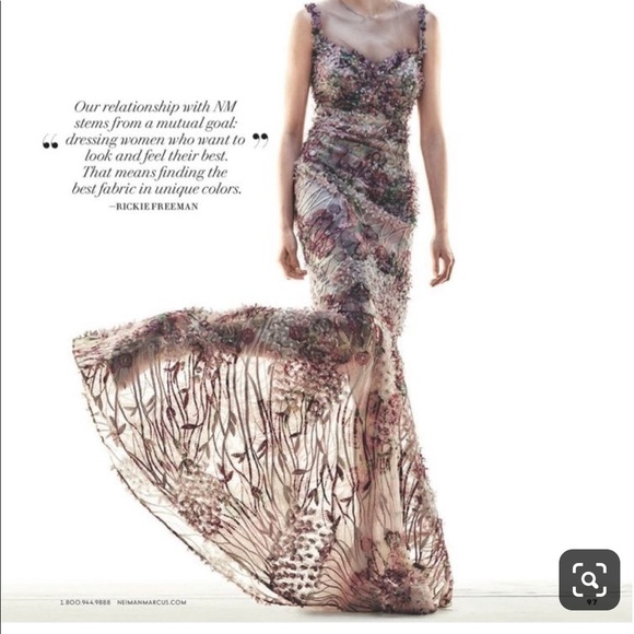 Dress - Picture 1 of 4